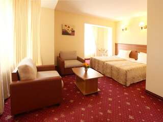 Отель Contessa Hotel Шумен Улучшенный двухместный номер с 2 отдельными кроватями-3